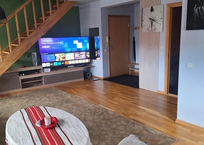 Kahe Suure Terrassiga Katusekorter Daire Pärnu