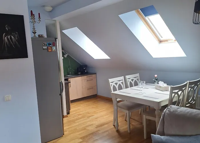 Kahe Suure Terrassiga Katusekorter * Pärnu